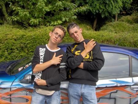 moi et xav  avat d aller a la piscine